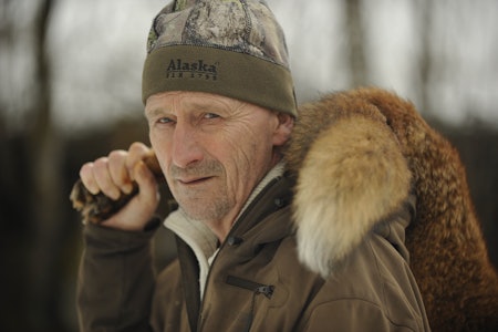 REVESPESIALIST: Geir Johansen tilbringer rundt 250 timer i gluggen fra slutten av november til 1.april. REVESPESIALIST: Geir Johansen tilbringer rundt 250 timer i gluggen fra slutten av november til 1.april.