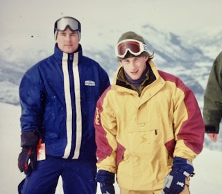 THE 90s: Thomas, George og David tidsriktig antrukket på toppen Lille Matterhon april 1998. Foto: Kenneth Erlandsen THE 90s: Thomas, George og David tidsriktig antrukket på toppen Lille Matterhon april 1998. Foto: Kenneth Erlandsen
