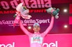 I ROSA: Og der kan Tadej Pogačar fort forbli resten av Giro d'Italia. Foto: Cor Vos
