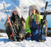 FANGSTKVINNER: Med rifle etter sel i Lofoten. FANGSTKVINNER: Med rifle etter sel i Lofoten.