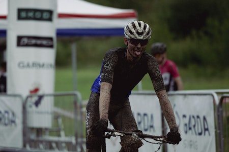 TØFFE TAK: Mats Tubaas Glende er ærlig på at han ikke hadde fått årets sesong til å gå rundt uten støtte fra Olympiatoppen. De indikerer på sin side at de ønsker å se terrengsyklister i toppen også fram mot OL i Los Angeles i 2028. FOTO: Snorre Veggan TØFFE TAK: Mats Tubaas Glende er ærlig på at han ikke hadde fått årets sesong til å gå rundt uten støtte fra Olympiatoppen. De indikerer på sin side at de ønsker å se terrengsyklister i toppen også fram mot OL i Los Angeles i 2028. FOTO: Snorre Veggan