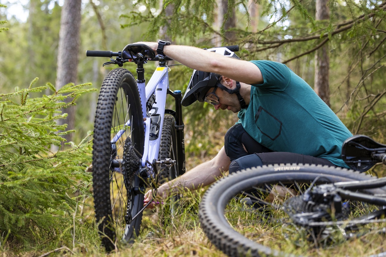 PENGER TIL DELER: At ting kan gå i stykker er jo én faktor du kan regne inn i sykkelregnskapet ditt. Og derfor trenger du kanskje ikke å kjøpe en sykkel som er så dyr i seg selv?Foto: Snorre Veggan / @fotosnorre. kommentar dyre sykler