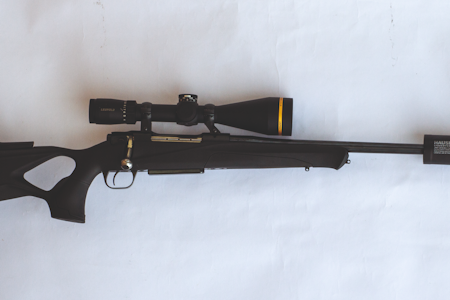PRESIS: Schultz & Larsen Classic Thumbhole Adjustable leverte god presisjon på skytebanen, med unntak av patronen Hornady 165 CX. Et eksempel på at du må finne hvilke patroner ditt våpen skyter best med ved å teste ut flere forskjellige. PRESIS: Schultz & Larsen Classic Thumbhole Adjustable leverte god presisjon på skytebanen, med unntak av patronen Hornady 165 CX. Et eksempel på at du må finne hvilke patroner ditt våpen skyter best med ved å teste ut flere forskjellige.