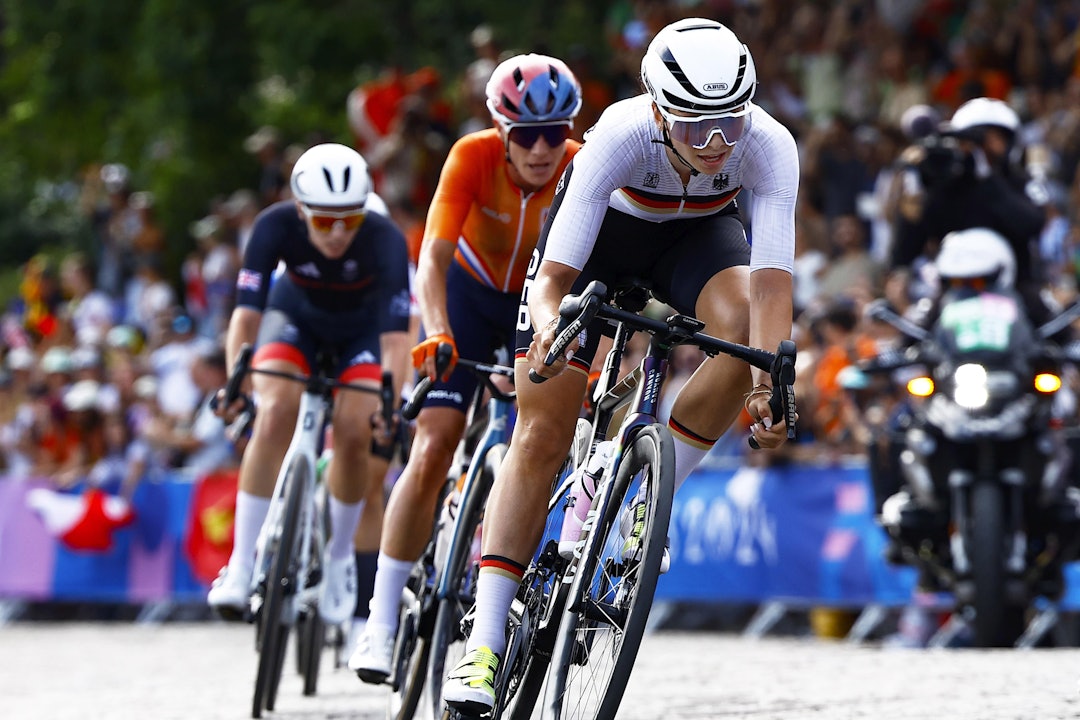 SATT DER HUN SKULLE: Men det ville seg ikke helt for 37 år gamle Marianne Vos under OL-fellesstarten i Paris. FOTO: Cor Vos SATT DER HUN SKULLE: Men det ville seg ikke helt for 37 år gamle Marianne Vos under OL-fellesstarten i Paris. FOTO: Cor Vos