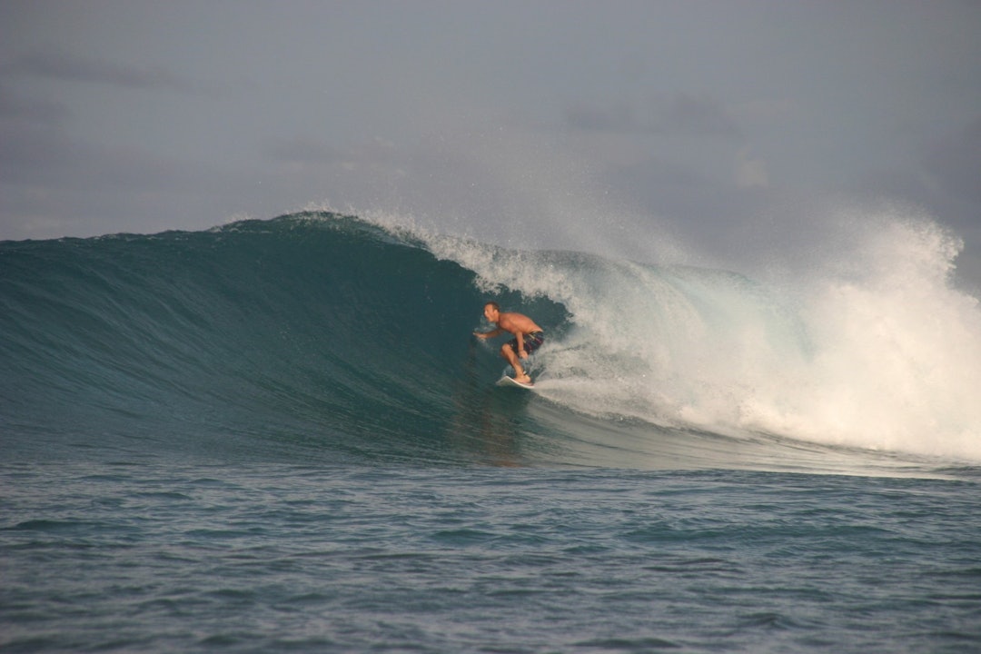 SURFER: Thomas Harstad tikker av alle boksene til Brettforbundet. SURFER: Thomas Harstad tikker av alle boksene til Brettforbundet.