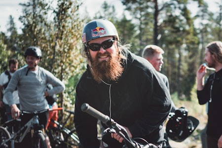 LIVET SMILER: Brage Vestavik, her på B-Rage i 2023, er klar for et nytt, innholdsrikt år. Foto: Gisle Johnsen / @locteit LIVET SMILER: Brage Vestavik, her på B-Rage i 2023, er klar for et nytt, innholdsrikt år. Foto: Gisle Johnsen / @locteit