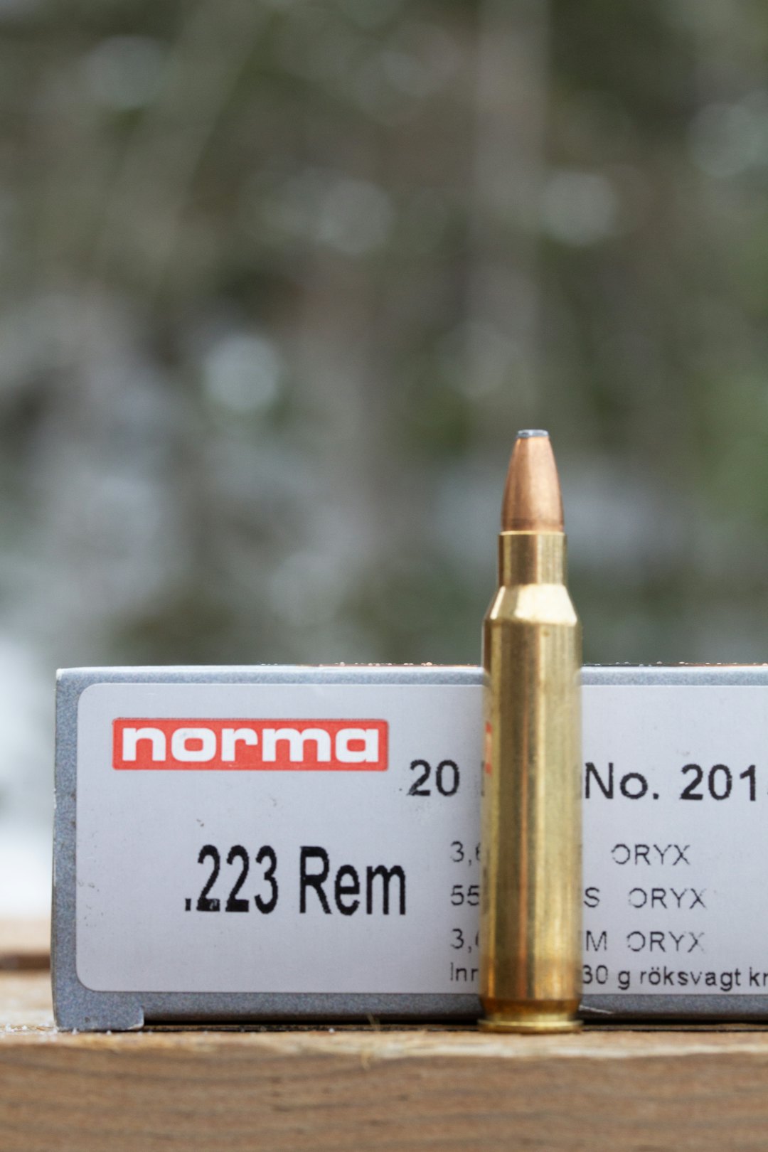 RÅDYRKALIBER?: 223 har høy utgangshastighet og nesten ikke rekyl. Det er et takknemlig kaliber å skyte med. I tillegg er det lett å få tak i rimelig ammunisjon til 223. Et populært rådyrkaliber, men den høye utgangshastigheten gjør at jeg heller velger 6,5x55 til rådyret. RÅDYRKALIBER?: 223 har høy utgangshastighet og nesten ikke rekyl. Det er et takknemlig kaliber å skyte med. I tillegg er det lett å få tak i rimelig ammunisjon til 223. Et populært rådyrkaliber, men den høye utgangshastigheten gjør at jeg heller velger 6,5x55 til rådyret.