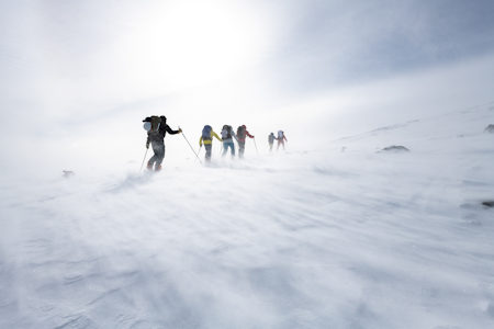 KUNSTEN Å SNU: Noen ganger er det kanskje best å bare fortsette, men hvor vanskelig kan det egentlig være? Å snu? Foto: Hans Kristian Krogh-Hanssen jotunheimen vinter