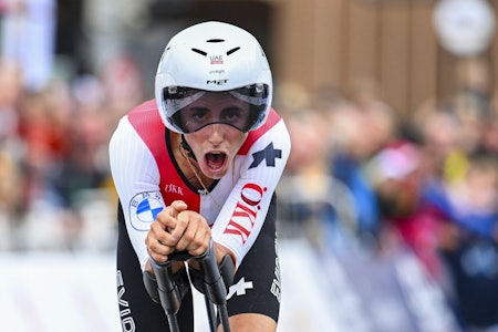 MÅTTE GRAVE DYPT: Det gjør vondt i både tempo- og fellesstart i Zürich under Sykkel-VM. Jan Christen måtte til slutt gi tapt mot overmakta etter et heroisk forsøk. FOTO: Cor Vos MÅTTE GRAVE DYPT: Det gjør vondt i både tempo- og fellesstart i Zürich under Sykkel-VM. Jan Christen måtte til slutt gi tapt mot overmakta etter et heroisk forsøk. FOTO: Cor Vos
