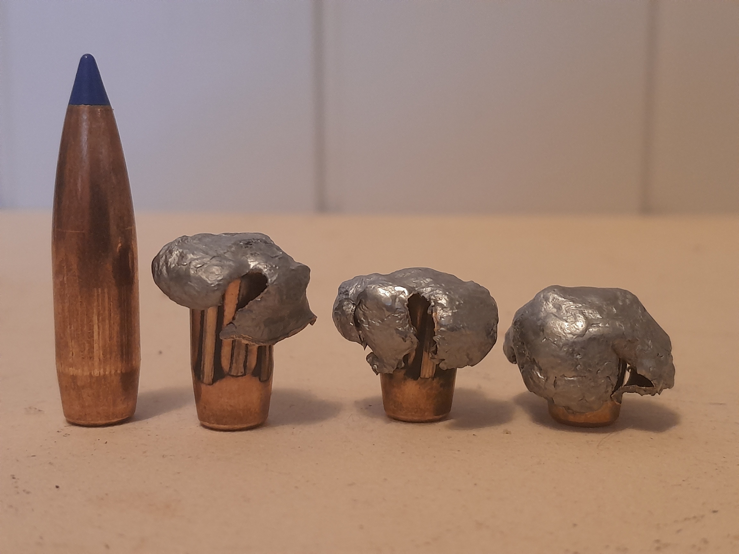 NORM BONDSTRIKE: Her ser vi kula i 30 kaliber 180 grs. Denne er skutt i vannkanner i 600 ms, 700 ms og 800 ms.