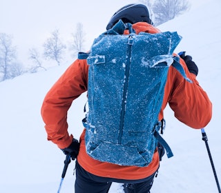 På testtur med Db Snow Pro 25. Foto: Ole Jørgen Lian på skitur med grønn ryggsekk