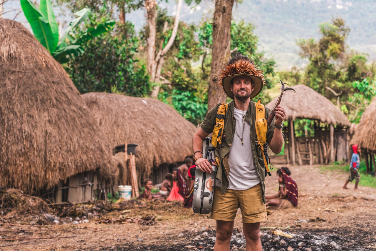FINALIST: Håkon Skog Erlandsen kombinerer fjell og musikk på sine turer. Foto: Privat håkon skog erlandsen