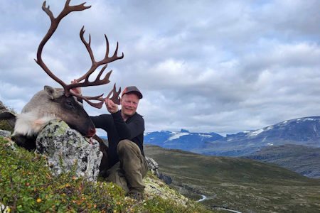 SØLNKLETTEN: Villreinjakta i Sølnkletten beskriver alvdølen Simen Steigen som krevende. Han mener reinen er betydelig mer sky i dette villreinområdet sammenlignet med mange andre villreinområder. Foto: Privat SØLNKLETTEN: Villreinjakta i Sølnkletten beskriver alvdølen Simen Steigen som krevende. Han mener reinen er betydelig mer sky i dette villreinområdet sammenlignet med mange andre villreinområder. Foto: Privat