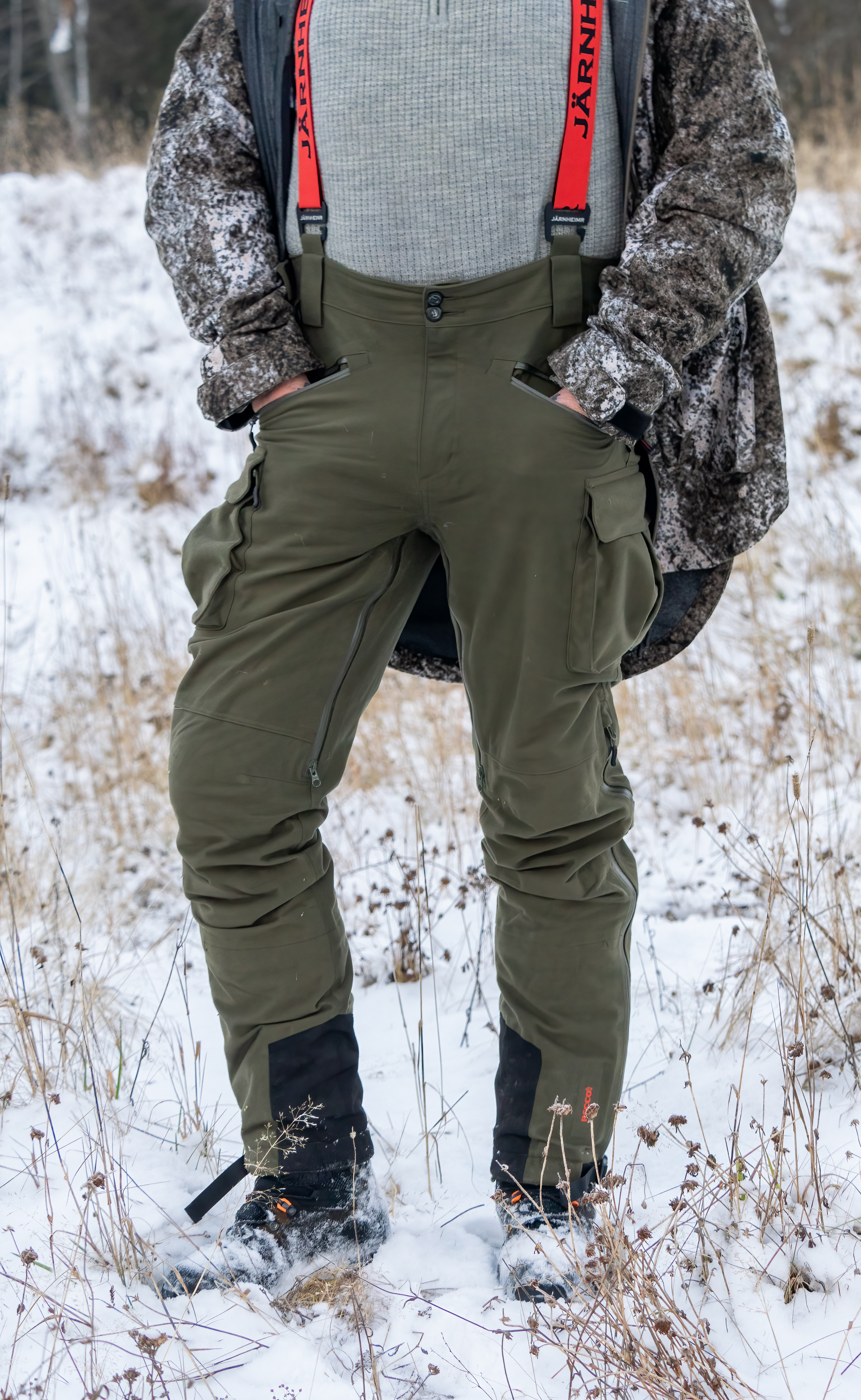 SELER: Buksa har god høyde, men bør brukes med bukseseler.