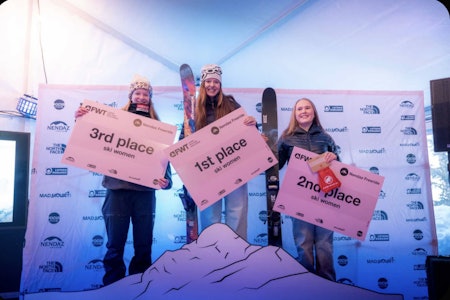 PÅ PALLEN: Emma Opsann (til høyre) tok en imponerende andreplass i Nendaz Freeride i helgen. Foto: Nendaz freeride jenter på seierspall