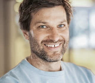 REAGERER: Trygve Sunde Kolderup jobber med naturbasert reiseliv og er opptatt av bærekraftig besøksforvaltning, gjennom rådgivingselskapet Spor. trygve sunde kolderup