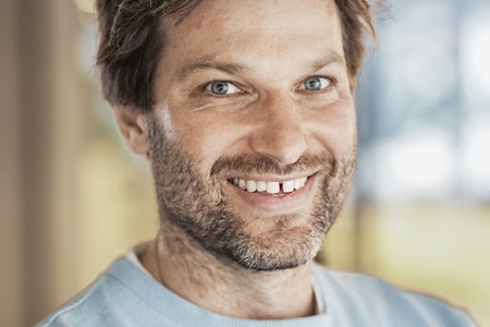 REAGERER: Trygve Sunde Kolderup jobber med naturbasert reiseliv og er opptatt av bærekraftig besøksforvaltning, gjennom rådgivingselskapet Spor. trygve sunde kolderup