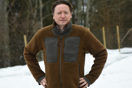 VARM FLEECE: Bearskin Midlayer Fleece er en ekstra tykk fleecejakke med høy komfortfaktor. Jeg er 178 høy og 82 kg og ligger og vaker mellom M og L i jakkestørrelse. Denne er størrelse L og litt for stor for meg.  VARM FLEECE: Bearskin Midlayer Fleece er en ekstra tykk fleecejakke med høy komfortfaktor. Jeg er 178 høy og 82 kg og ligger og vaker mellom M og L i jakkestørrelse. Denne er størrelse L og litt for stor for meg.