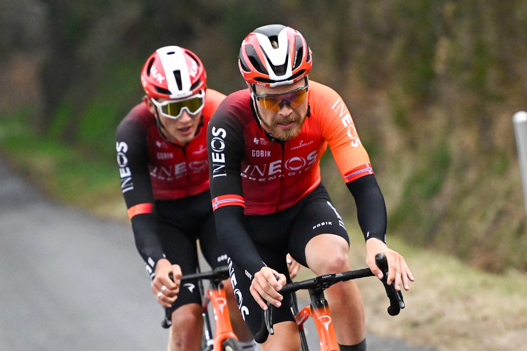 PÅ VEI OPP TIL BRUDDET: Tobias Foss og lagkamerat Joshua Tarling. Foto: Cor Vos PÅ VEI OPP TIL BRUDDET: Tobias Foss og lagkamerat Joshua Tarling. Foto: Cor Vos