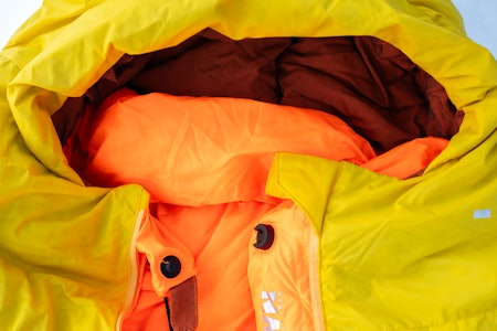 SMART: Magnetlås på varmekragen er en mye bedre løsning enn borrelås SMART: Magnetlås på varmekragen er en mye bedre løsning enn borrelås