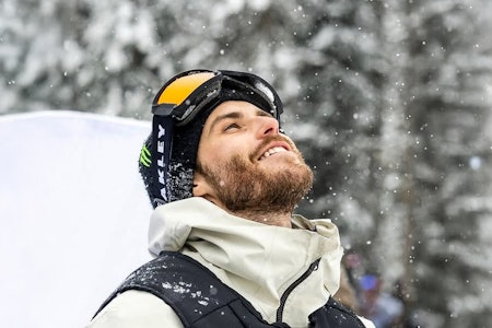 VINNERSKALLEN: Ståle Sandbech, vinner av Natural Selection Tour 2025. Foto: NST Ståle Sandbech etter seieren Natural Selection Tour