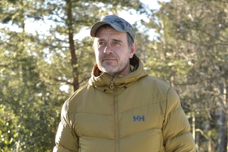 TESTET: Helly Hansen Verglas er en prisgunstig dunjakke for både hverdag og helgetur. Foto: Egill Danielsen helly hansen verglas dunjakke