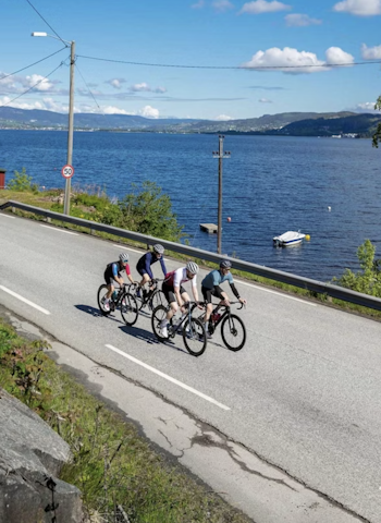 FJORDEN, BABY: Feltet et sted mellom Drammen og Svelvik, på vei mot enda flere øde veier. Foto: FJORDEN, BABY: Feltet et sted mellom Drammen og Svelvik, på vei mot enda flere øde veier. Foto: