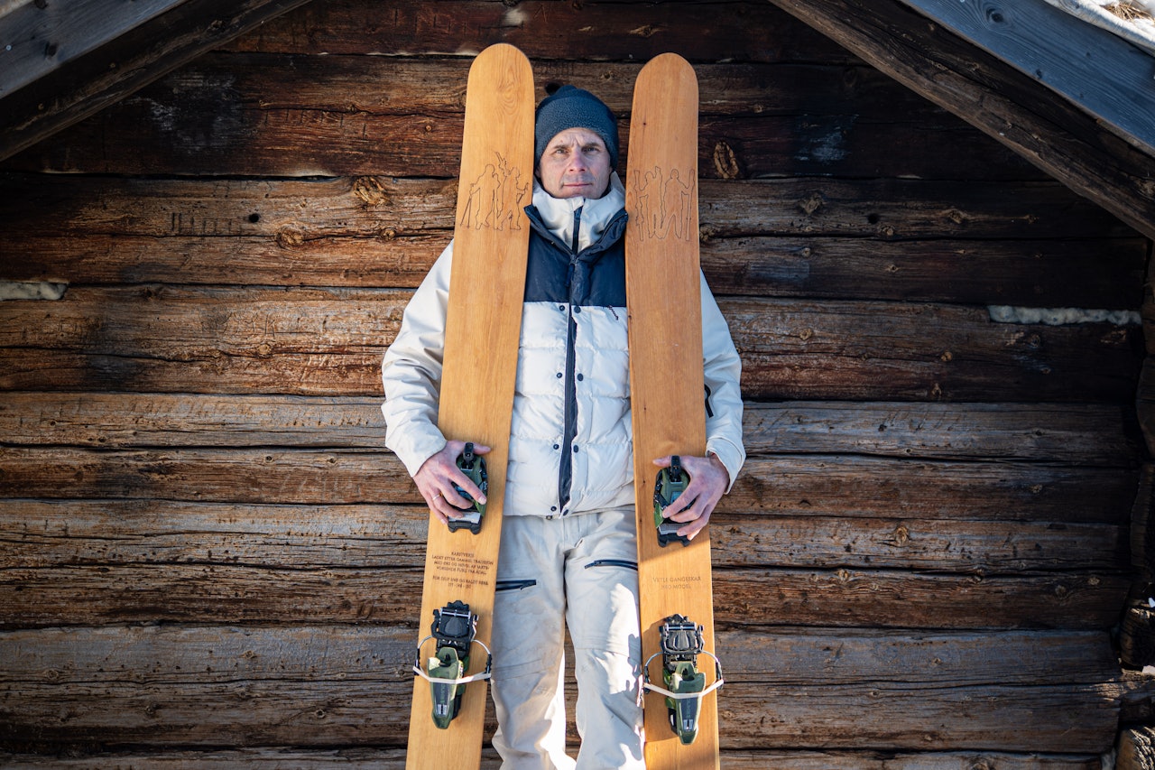 PUDDERPLANKER: I videoen viser Christian Schou hvordan du kan lage dine egen treski. Foto: Sigurd Ekeli Grimsby PUDDERPLANKER: I videoen viser Christian Schou hvordan du kan lage dine egen treski. Foto: Sigurd Ekeli Grimsby