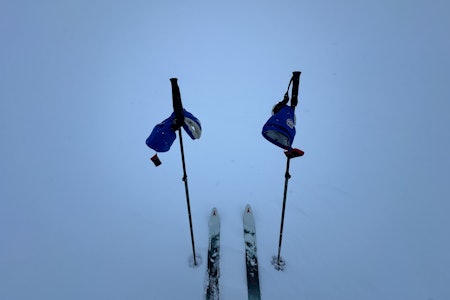 WHITEOUT: Null sikt er krevende å gå i, og ikke minst uforsvarlig om man ikke har GPS. Foto: Markus Holmer null sikt whiteout på skitur