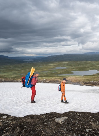 SOMMERSNØ PÅ BØRGEFJELL En hvit flekk som neppe er synlig på kartet. Foto: Christer Rognerud børgefjell