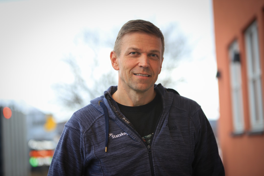 UNGDOMSTILBUD: Jo Inge Breisjøberget og Statskog har et eget tilbud for å få yngre jegere engasjert i elgjakta. Arkivfoto: Lise Ailin Rosvoll UNGDOMSTILBUD: Jo Inge Breisjøberget og Statskog har et eget tilbud for å få yngre jegere engasjert i elgjakta. Arkivfoto: Lise Ailin Rosvoll