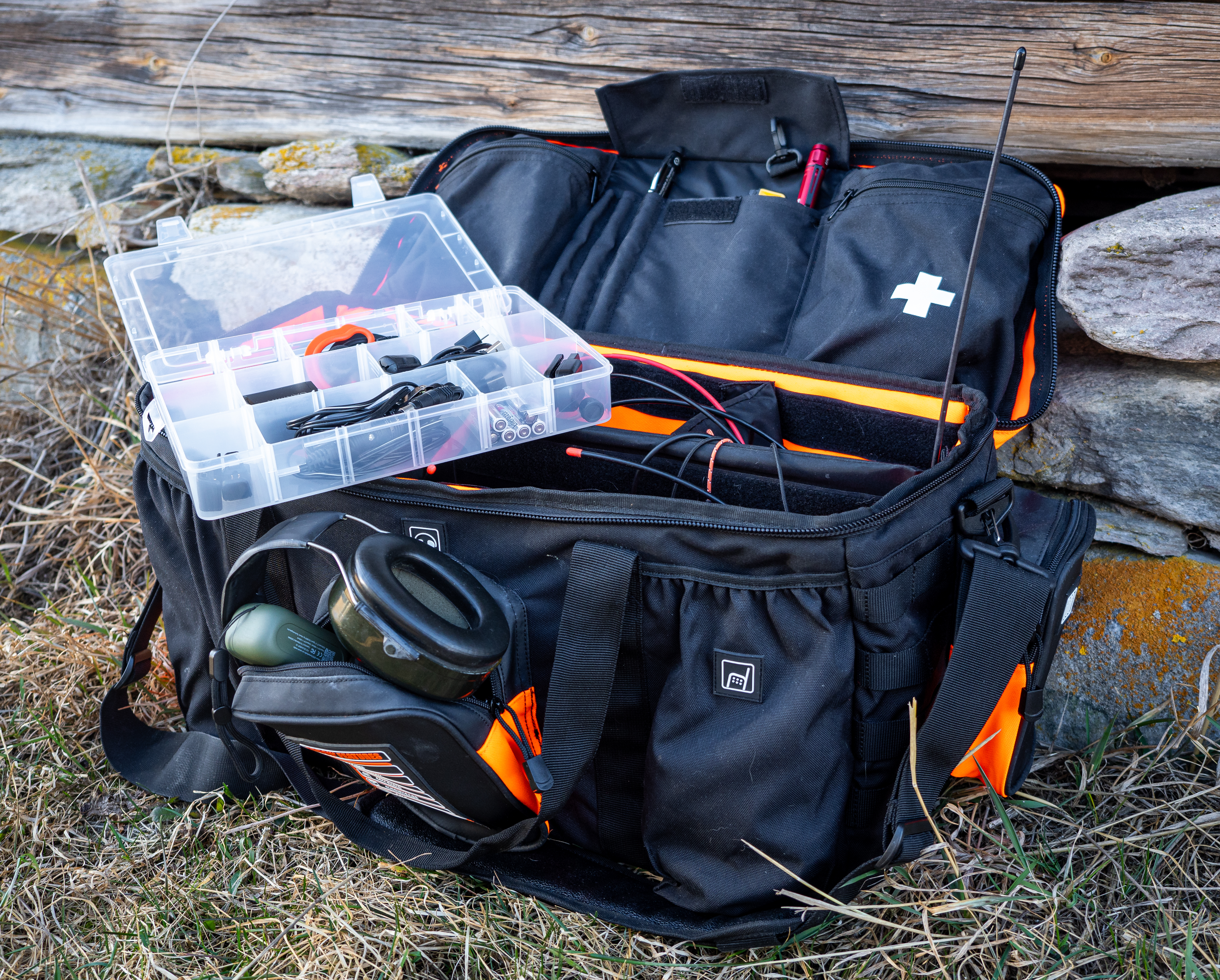 ORDEN: En bag som legger opp til orden i sakene.