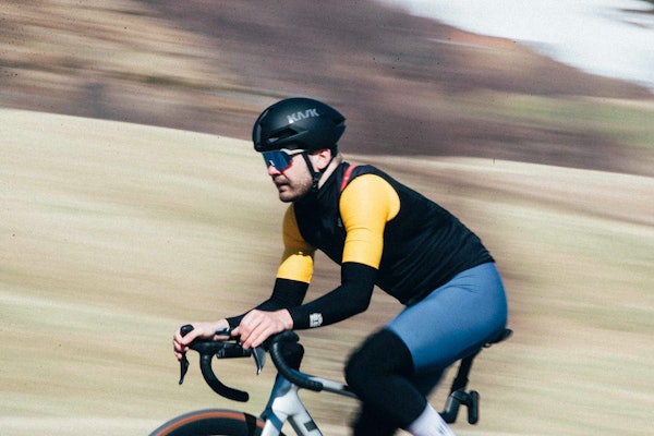 BYGGET FOR FART: Kask Nirvana har et av de mer radikale designene hjelmdesignene. Foto: Kristoffer H. Kippernes BYGGET FOR FART: Kask Nirvana har et av de mer radikale designene hjelmdesignene. Foto: Kristoffer H. Kippernes