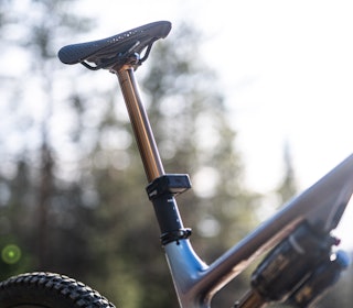 LANG VANDRING: Testversjonen med hele 200 mm vandring veier 820 gram. Foto: Sigurd Ekeli Grismby LANG VANDRING: Testversjonen med hele 200 mm vandring veier 820 gram. Foto: Sigurd Ekeli Grismby