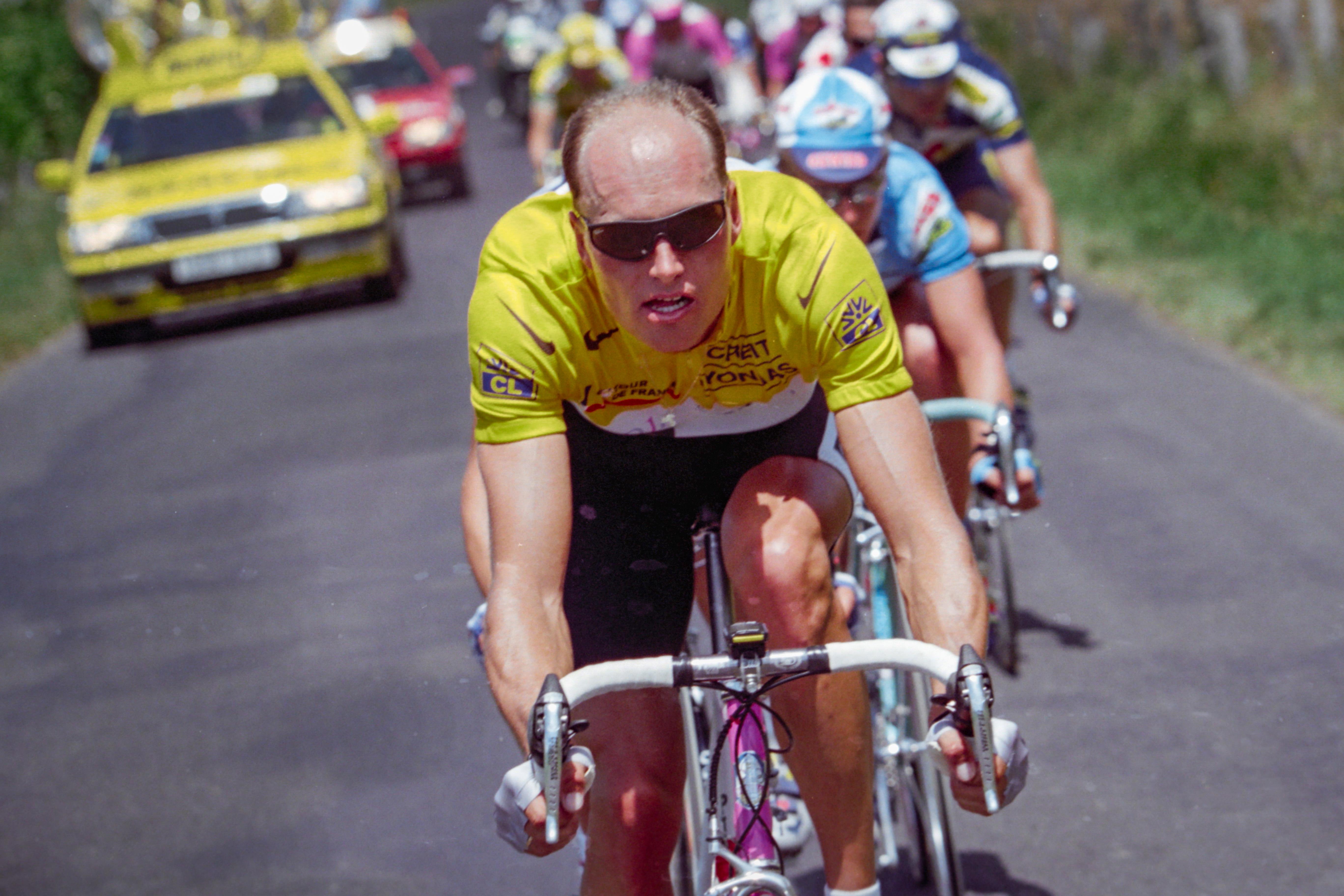 MR. 60 PERCENT: Bjarne Riis var kjent for høye hematokrittverdier og detaljfokus. Han likte de norske pedalene, men de ble ikke brukt i løp. Foto: Cor Vos .