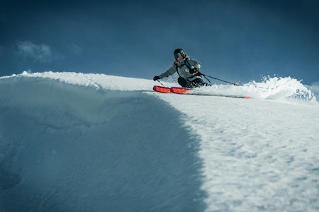 PREPPA FOR SLUSH: Linn Cecile Mæhlum treffer på prepp og timing i slusjen på Stryn. Foto: Christian Nerdrum sommerski