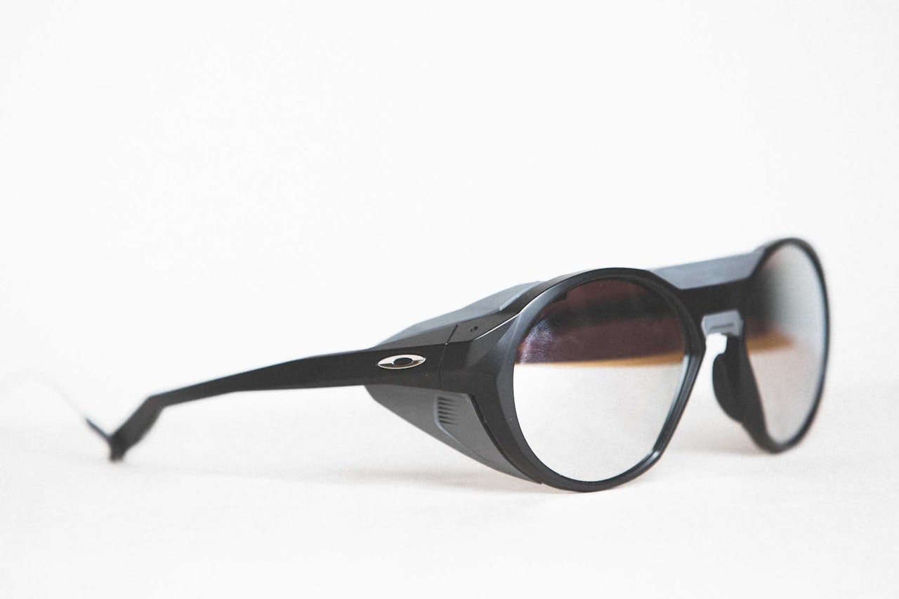 TEST AV BREBRILLER: Oakley Clifden leverer på det meste vi ser etter i en god brebrille. Foto: Kristoffer H. Kippernes Oakley Clifden brebrille
