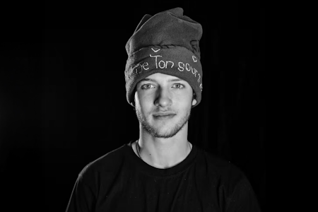 OMKOM: Den sveitsiske snowboarderen Eliot Dänzer omkom i et snøskred ved Eiger i Sveits 18. mai 2025. Foto: Nendaz Freeride / Instagram OMKOM: Den sveitsiske snowboarderen Eliot Dänzer omkom i et snøskred ved Eiger i Sveits 18. mai 2025. Foto: Nendaz Freeride / Instagram