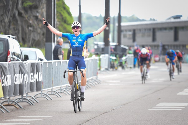 HOLDT UNNA: Elias Gran Hermansen sørget for at Ringerike Sk har gull i banken før NM fellesstart på hjemmebane. Foto: Henrik Alpers. HOLDT UNNA: Elias Gran Hermansen sørget for at Ringerike Sk har gull i banken før NM fellesstart på hjemmebane. Foto: Henrik Alpers.