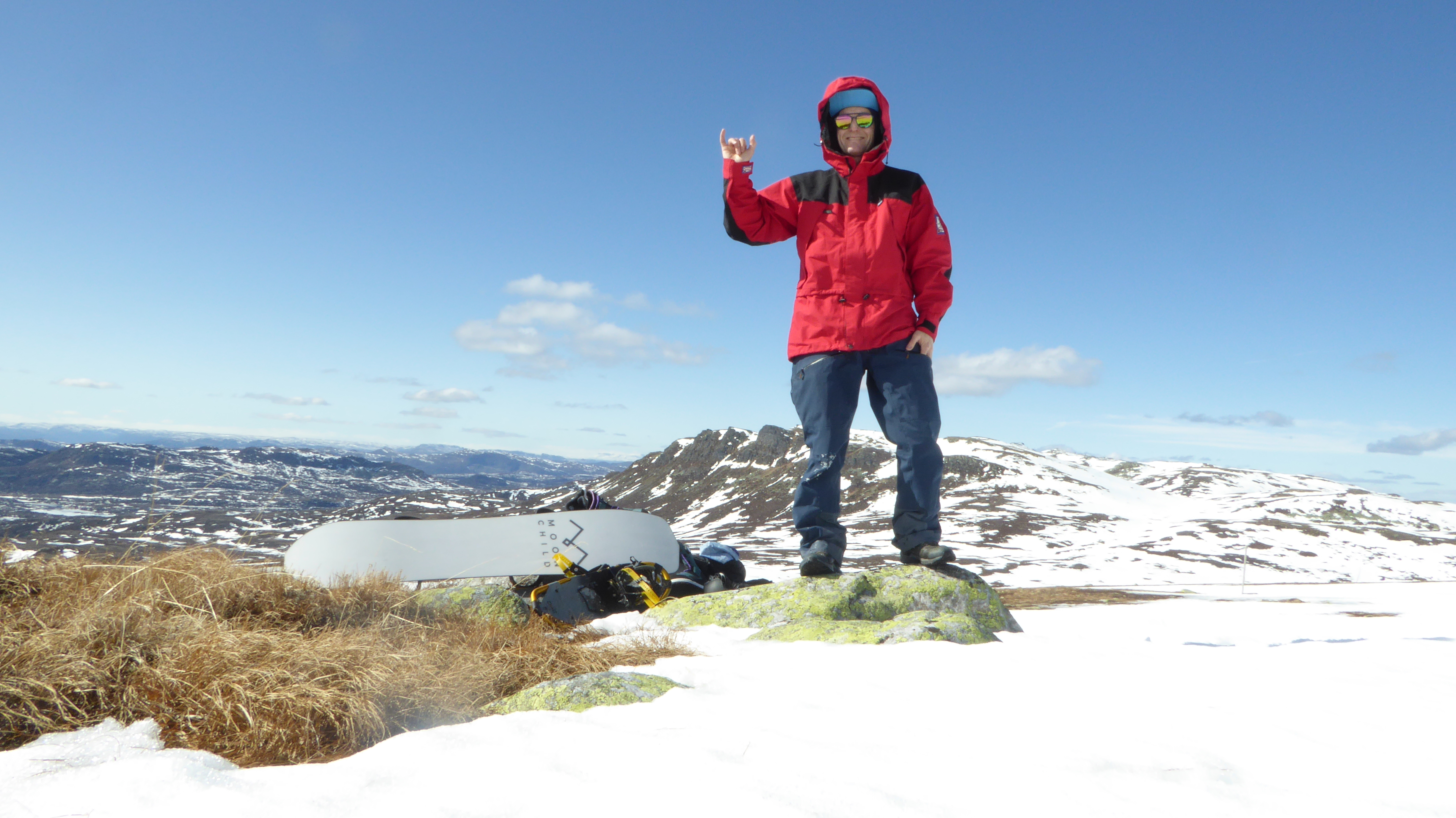 VINTAGE: Journalisten på topptur med 30 år gammel jakke. Foto: Kenneth Erlandsen