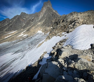 BRESMELTING: Flere ruter i fjellet endrer seg som følge av at breene trekker seg tilbake. Her mot Store Skagastølstind. Foto: Halvor Dannevig slingsbybreen store skagastølstind