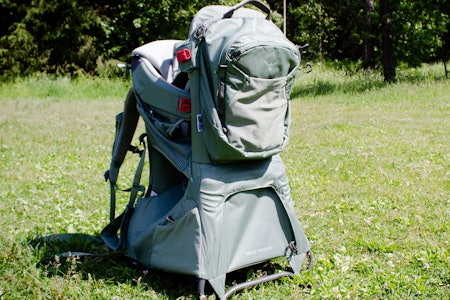 TESTET: Osprey Poco Premium er en bæremeis som framstår som både robust og funksjonell. Foto: Gunhild Aaslie Soldal osprey poco premium bæremeis-test utemagasinet