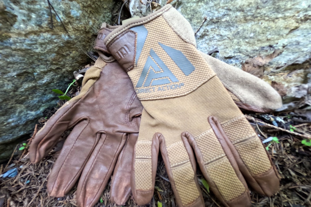 DIRECT ACTION: Test av tynne jakthansker. DIRECT ACTION: Test av tynne jakthansker.