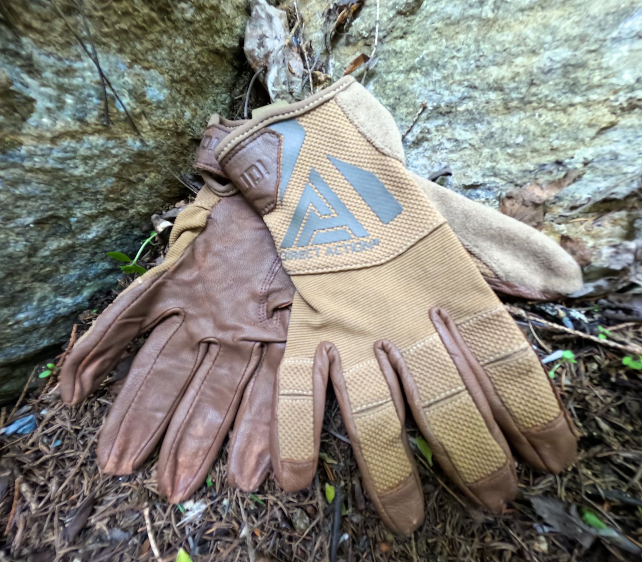 DIRECT ACTION: Test av tynne jakthansker. DIRECT ACTION: Test av tynne jakthansker.