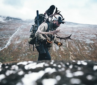 RIFLER TIL REINSJAKTA: Hva funker best når du er langt til fjells? Vi har testet ni rifler. Foto: Hans Kristian Krogh Hanssen RIFLER TIL REINSJAKTA: Hva funker best når du er langt til fjells? Vi har testet ni rifler. Foto: Hans Kristian Krogh Hanssen