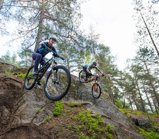 SIDEHIT: Anette Bastnes og Håvard Mageli slipper bremsene ned sidehiten i «Flukten fra Trasop» i Trulsen. Foto: Sigurd Ekeli Grimsby SIDEHIT: Anette Bastnes og Håvard Mageli slipper bremsene ned sidehiten i «Flukten fra Trasop» i Trulsen. Foto: Sigurd Ekeli Grimsby