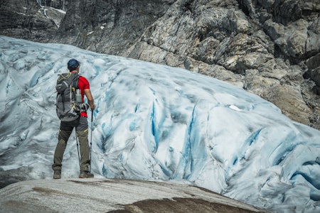 FLERE TAR SJANSEN: Utviklingen går feil vei. Det er flere som oppsøker isbreer uten nødvendig kunnskap og utstyr. Ill.foto: welcomia / iStock FLERE TAR SJANSEN: Utviklingen går feil vei. Det er flere som oppsøker isbreer uten nødvendig kunnskap og utstyr. Ill.foto: welcomia / iStock