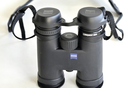 ZEISS CONQUEST HDX 10x32: Høy bildekvalitet og solide forbedringer med klikkstopp og låsbar diopterring – en oppgradert klassiker som gir mye for pengene, til tross for litt høy vekt. ZEISS CONQUEST HDX 10x32: Høy bildekvalitet og solide forbedringer med klikkstopp og låsbar diopterring – en oppgradert klassiker som gir mye for pengene, til tross for litt høy vekt.