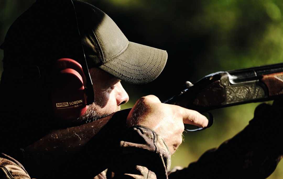 TESTSKYTING: Det er en stor fordel hvis du har mulighet til å testskyte hagla før du bestemmer deg – både for å finne ut om den passer og for å se at alt er i orden. TESTSKYTING: Det er en stor fordel hvis du har mulighet til å testskyte hagla før du bestemmer deg – både for å finne ut om den passer og for å se at alt er i orden.