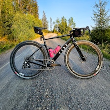 I SITT NATURLIGE HABITAT: Fara Gr4 er en drøm å sykle på grusen. Foto: Knut Andreas Lone I SITT NATURLIGE HABITAT: Fara Gr4 er en drøm å sykle på grusen. Foto: Knut Andreas Lone